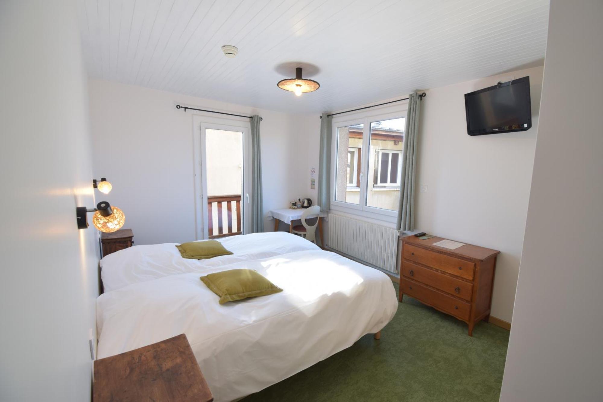 Hotel Les Chenets Saint-Julien-en-Champsaur Eksteriør bilde