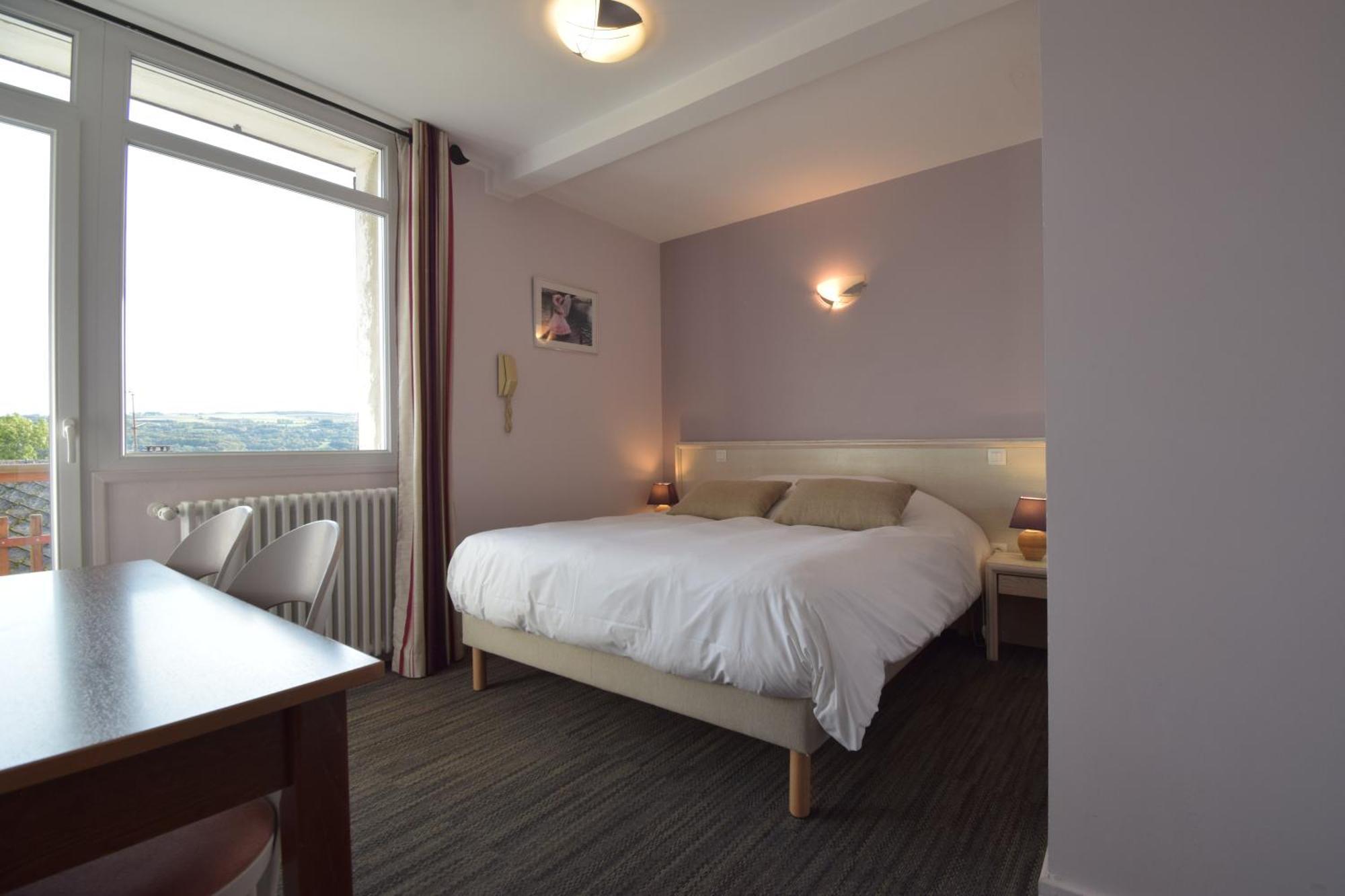 Hotel Les Chenets Saint-Julien-en-Champsaur Eksteriør bilde