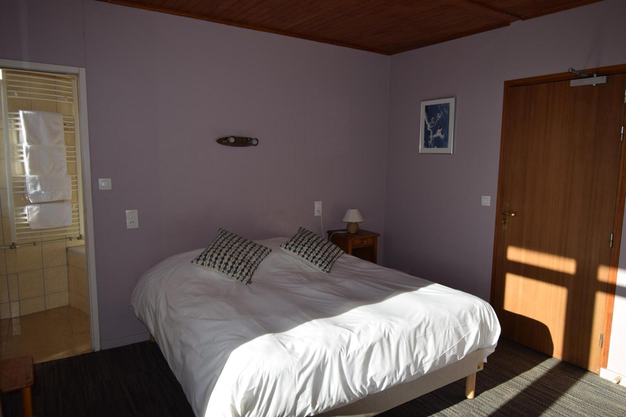 Hotel Les Chenets Saint-Julien-en-Champsaur Eksteriør bilde
